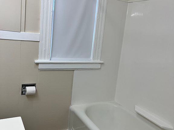 5th image of 17 Park Pl #2