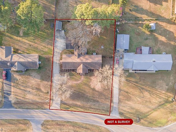 3rd image of 107 Baker Rd