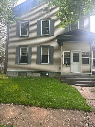 423 West St Photo 1