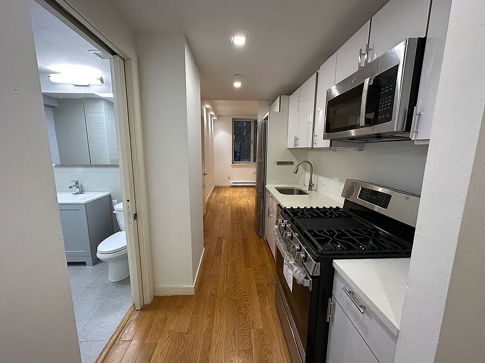 1st image of 222 E 111th St APT 2G