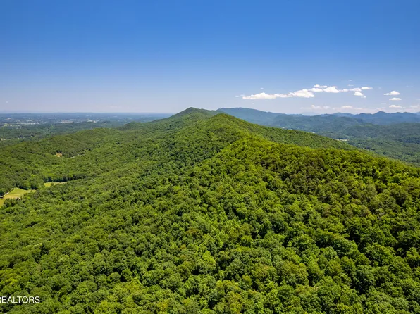 Butterfly Gap Rd, Maryville, TN 37803