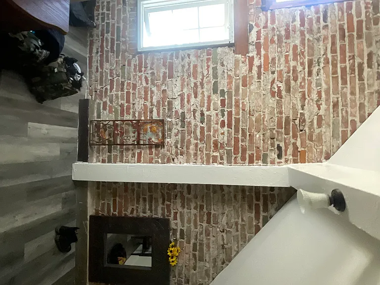 322 B St #9 — Photo 4