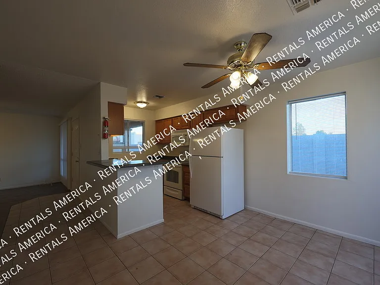9029 W Elm St #8 — Photo 12