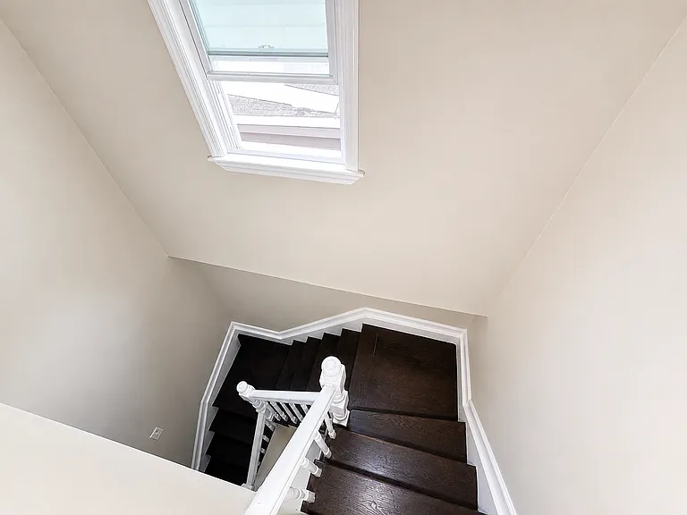 536 Norwood St #3 — Photo 11