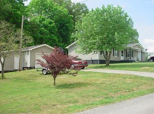 315 Springfield Dr, La Follette, TN 37766