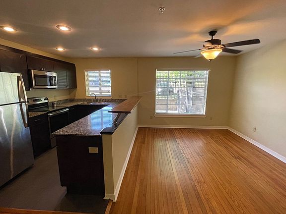 4th image of 1406 Broadway St APT 3