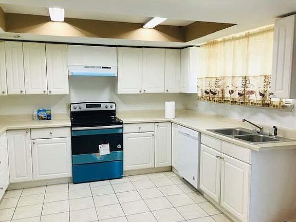 2nd image of 2503 Lower Valley Dr