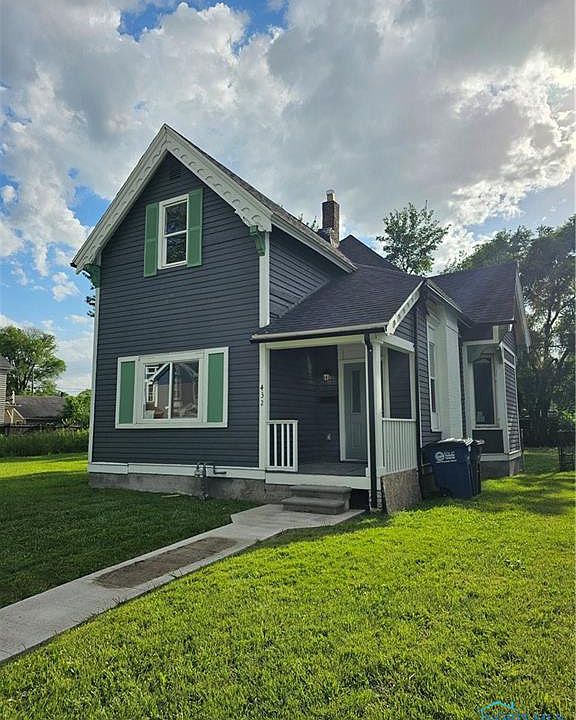 1st image of 432 Saint Louis St