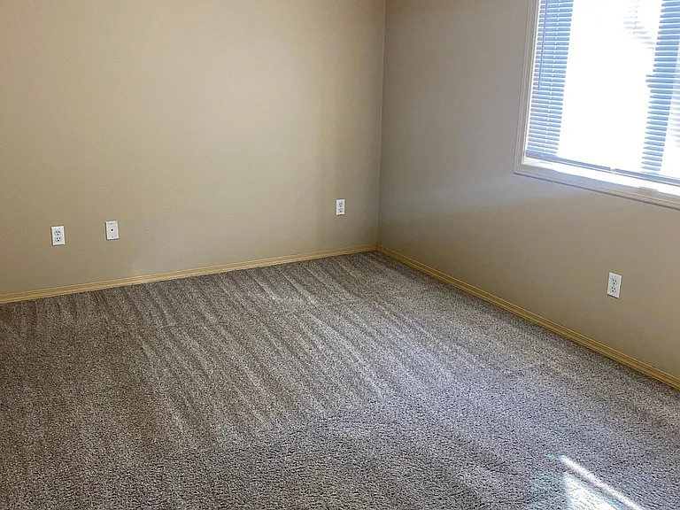 5731 Colby Ct SE — Photo 3