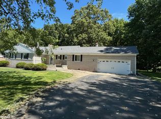 48301 Forbes Dr, Chesterfield, MI 48047