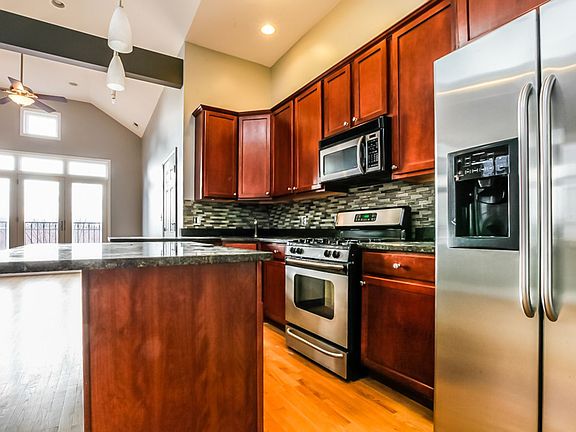 5th image of 4143 S Wabash Ave Unit 3S