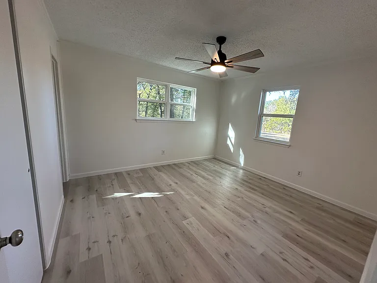 2752 Private Road 2410 — Photo 11