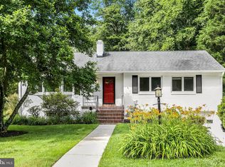 2338 Barbour Rd, Falls Church, VA 22043