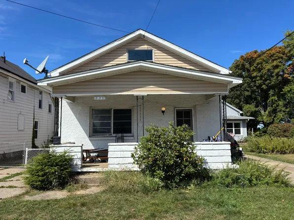 530 E 28th St, Erie, PA 16504