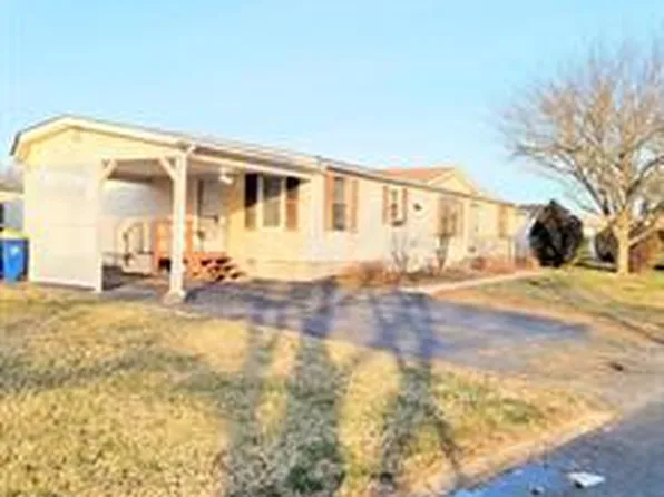 60 Primrose Dr E, Dover, DE 19901