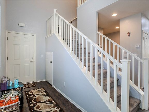 5th image of 7488 Bakewell Ave