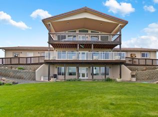 74738 W State Route 14, Paterson, WA 99345