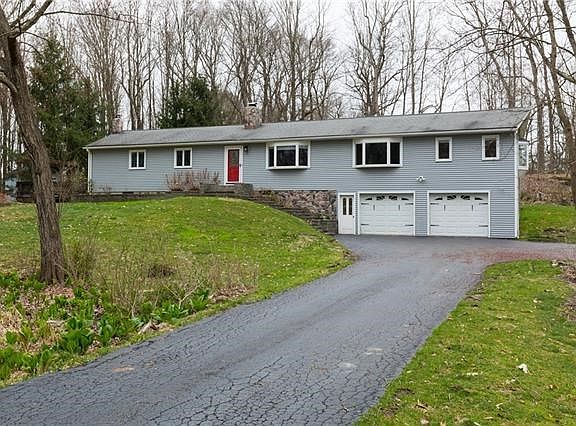 2nd image of 28 Mill Ln