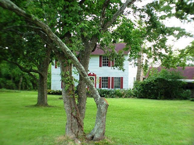 1st image of 8702 Wateka Dr