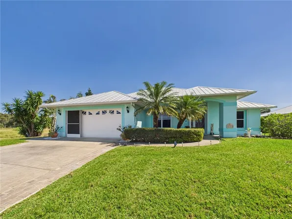 113 Day Dr, Sebastian, FL 32958