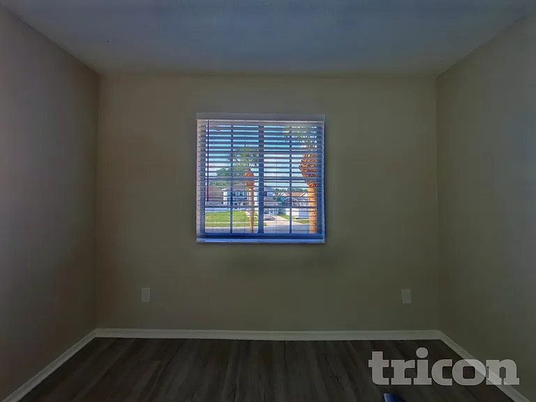 3257 Brewster Dr — Photo 15