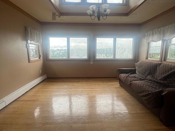4th image of 38 Hillside Ave Floor 2