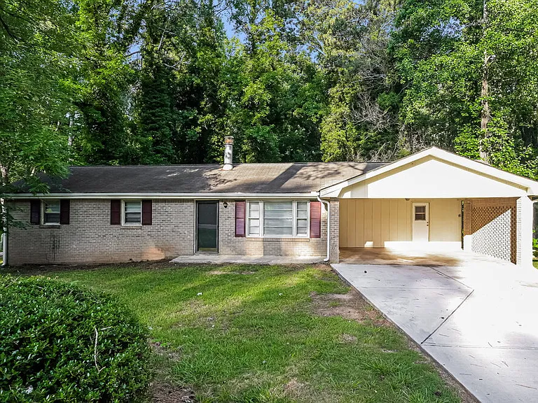 355 Arcadia Pl — Photo 1