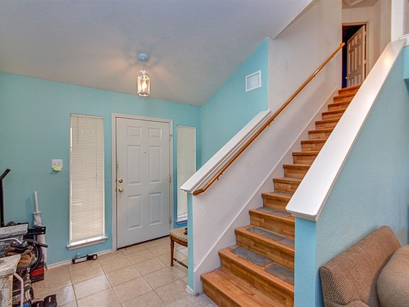 2nd image of 1416 Lady Grey Ave