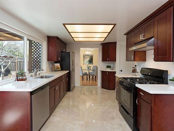 5th image of 4975 Minas Dr