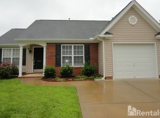 5807 Sycamore Glen Rd, Greensboro, NC 27405