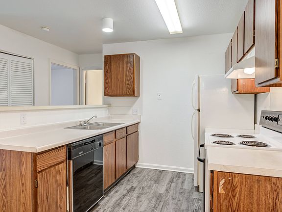 2nd image of 2260 Lake Circle Dr #2151G