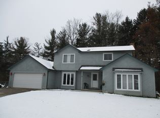 11 Woodruff Gln, Rochester, NY 14624