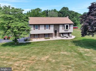 24 Fairway Dr, Quarryville, PA 17566