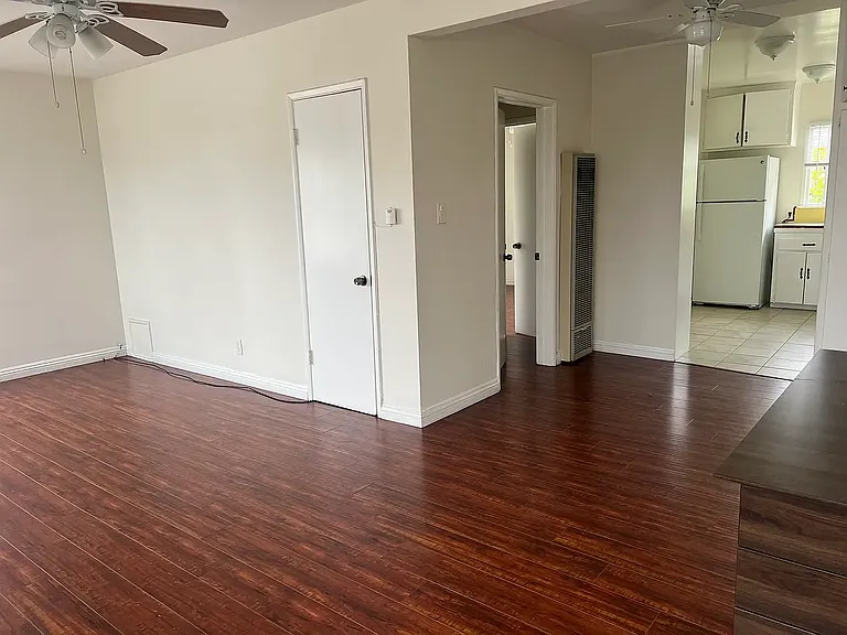 5667 W Pico Blvd — Photo 6
