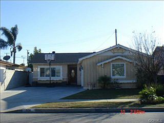 1st image of 906 Javelin St