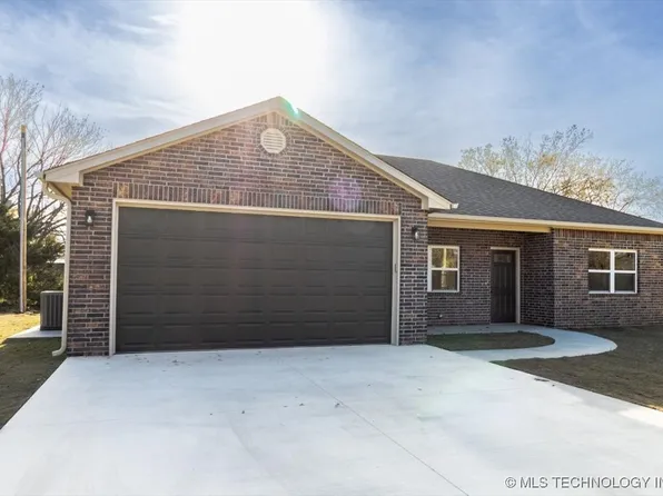 400 Vine St, Chelsea, OK 74016