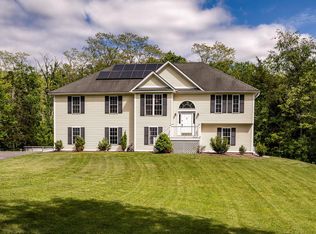 5692 Route 82, Clinton Corners, NY 12514