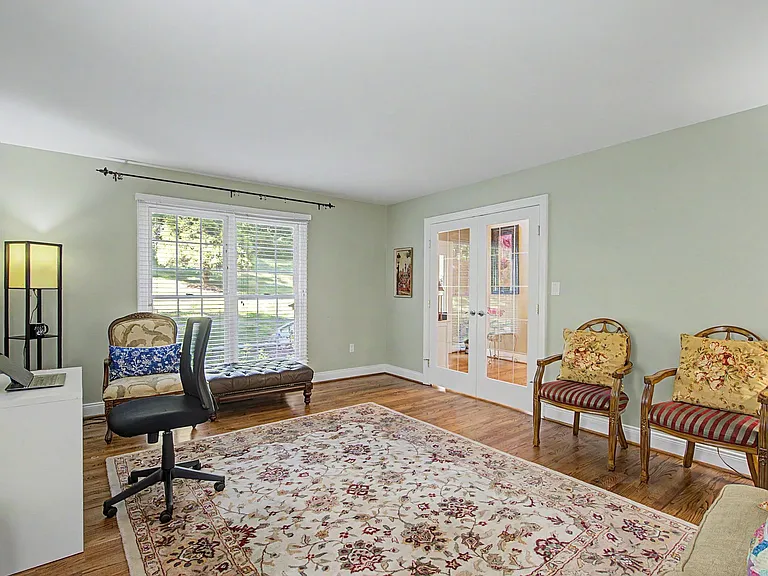 35 Windsong Dr — Photo 17
