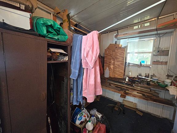 5th image of 414 N Ridgewood Ave #42