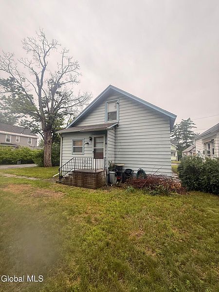 4th image of 1741 Avenue H