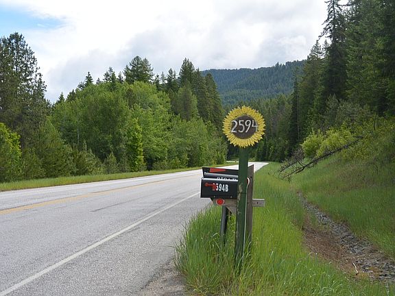 3rd image of 2594F Flowery Trail Rd