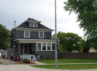 1819 17th Ave, Central City, NE 68826