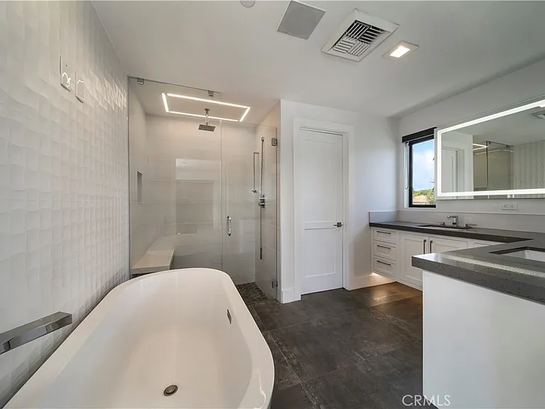 324 Saint Andrews Rd — Photo 11