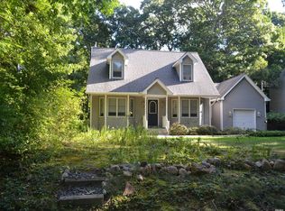 250 Maple Rd, Southold, NY 11971