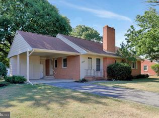 13614 Grandview Dr, Hagerstown, MD 21742