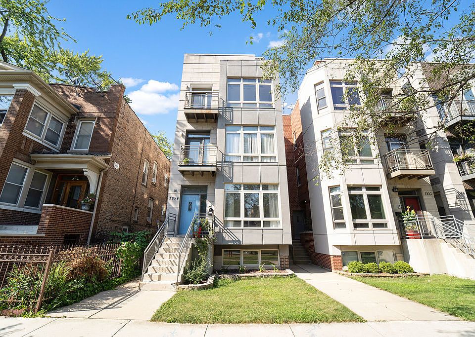 1st image of 3854 W Wrightwood Ave #3