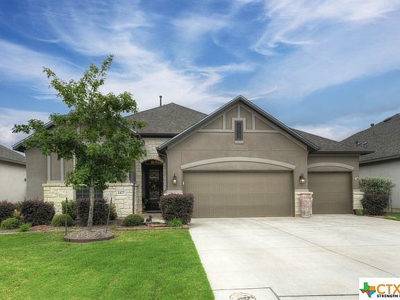 2nd image of 1427 Oaklawn Dr