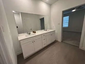 8908 San Carlos — Photo 11