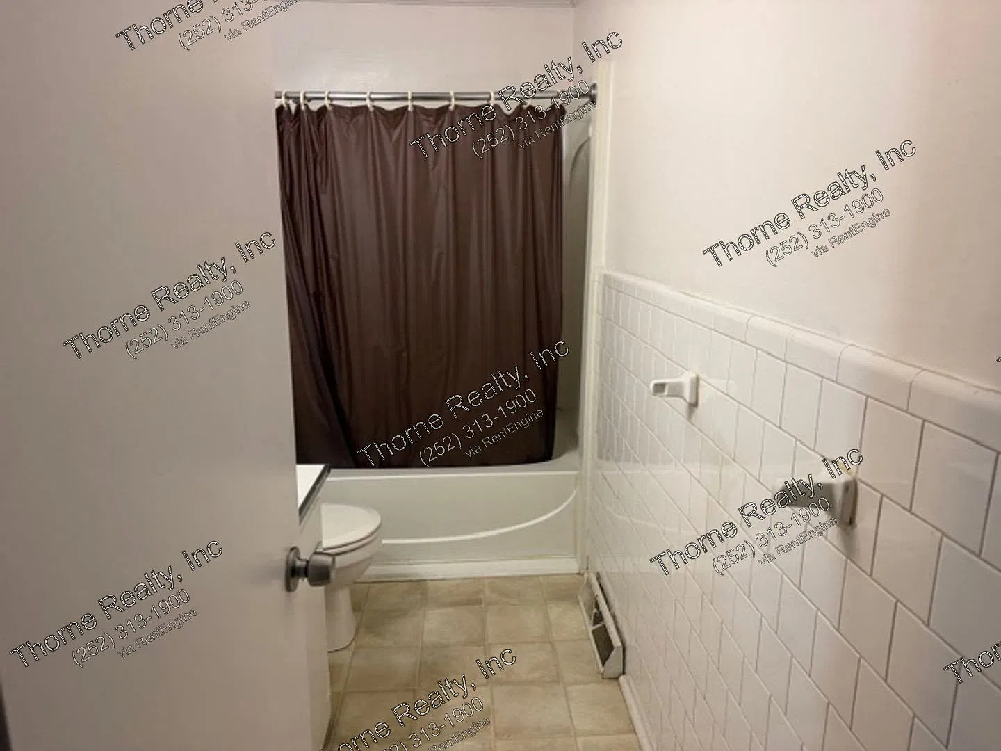 3 bed, 1.5 bath, 1204 sqft, $1,095 — Photo 4