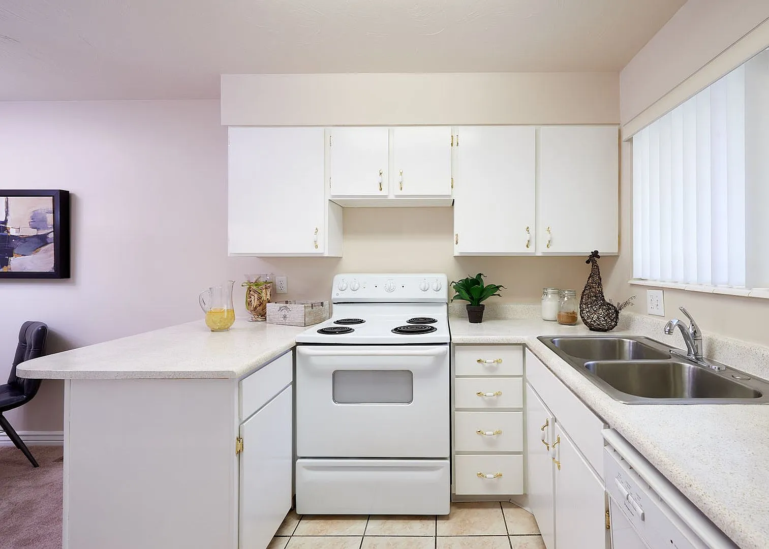 13th East 7-8 — Photo 4